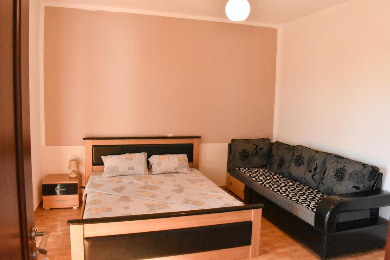Apartments Murati Ulcinj Extérieur photo