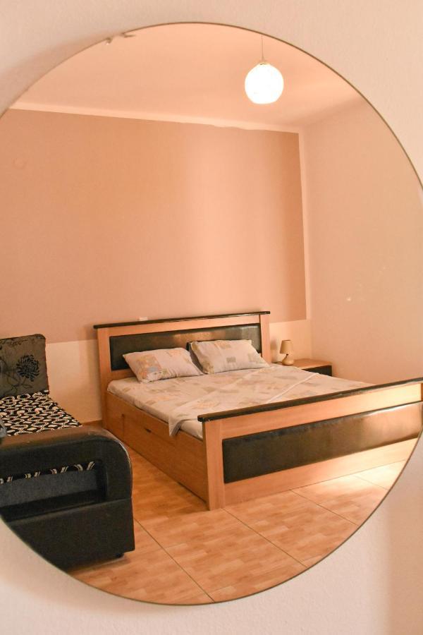Apartments Murati Ulcinj Extérieur photo