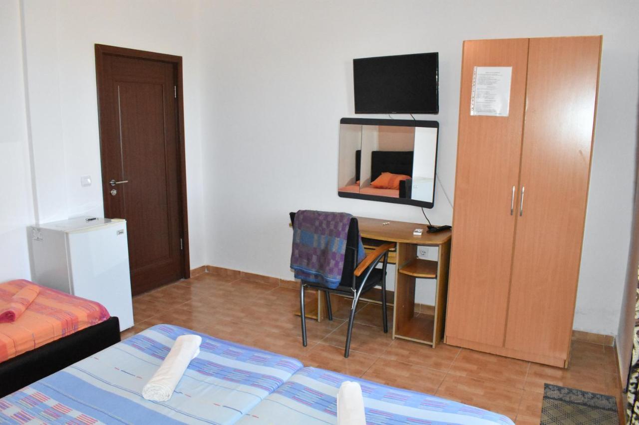 Apartments Murati Ulcinj Extérieur photo