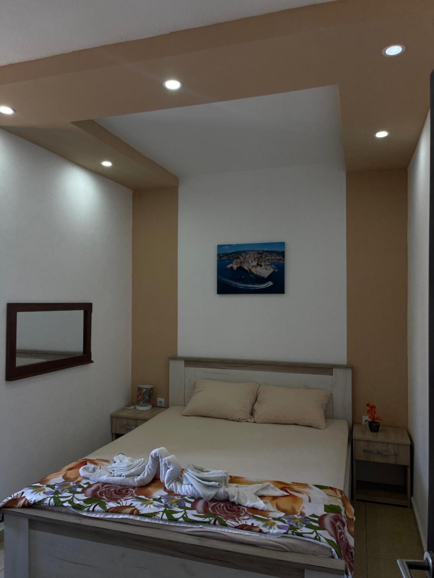 Apartments Murati Ulcinj Extérieur photo